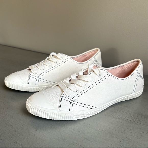 Kate Spade New York Tommi White Low Top Sneakers Shoes Women 8.5 Classic NWOT